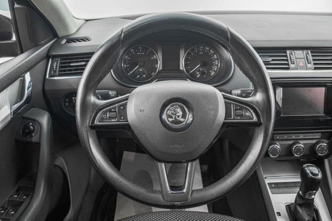 Skoda Octavia III (A7) с пробегом 2013 года, цена 939 000 рублей, 199500 км, лифтбек, Автокод Объявления