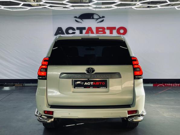 Toyota Land Cruiser Prado 150 Series Рестайлинг 2 с пробегом 2018 года, цена 5 100 000 рублей, 157970 км, внедорожник, Автокод Объявления