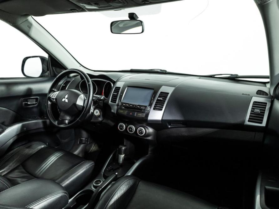 Mitsubishi Outlander II Санкт-Петербург  - изображение 10