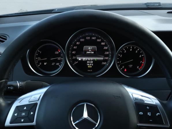 Mercedes-Benz C-Класс III (W204) Рестайлинг с пробегом 2013 года, цена 1 200 000 рублей, 249735 км, седан, Автокод Объявления