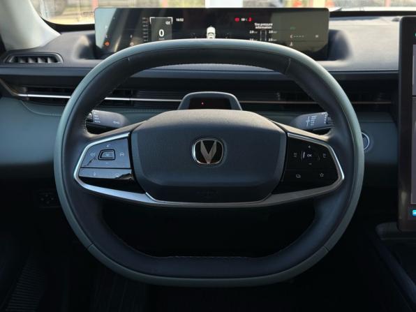 Changan Lamore с пробегом 2023 года, цена 2 170 000 рублей, 36000 км, седан, Автокод Объявления