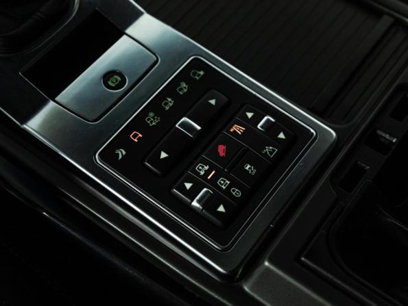 Land Rover Range Rover Sport I Рестайлинг с пробегом 2012 года, цена 2 200 000 рублей, 207153 км, внедорожник, Автокод Объявления