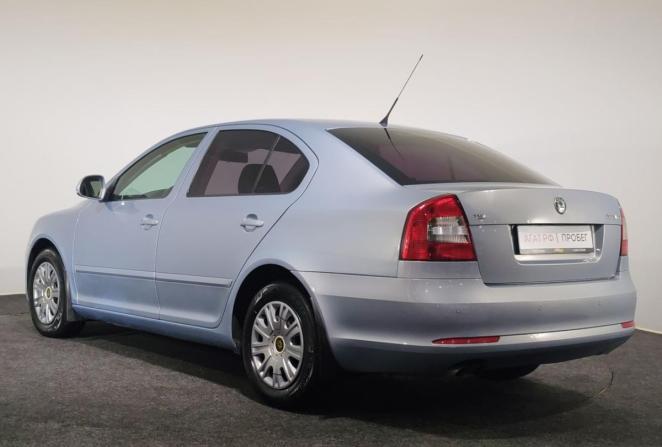 Skoda Octavia II (A5) Рестайлинг с пробегом 2009 года, цена 575 000 рублей, 214270 км, лифтбек, Автокод Объявления