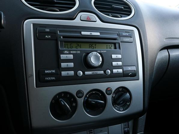Ford Focus II Рестайлинг с пробегом 2010 года, цена 619 000 рублей, 199198 км, седан, Автокод Объявления
