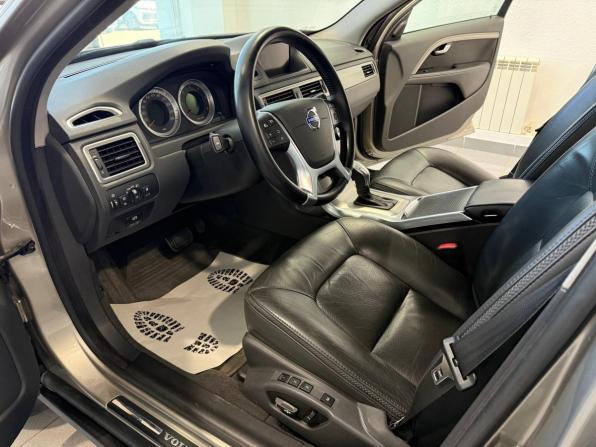 Volvo XC70 II с пробегом 2012 года, цена 1 809 000 рублей, 161160 км, универсал, Автокод Объявления