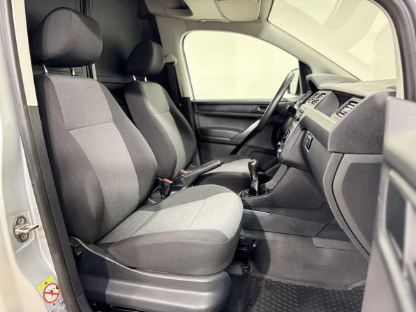 Volkswagen Caddy IV с пробегом 2017 года, цена 1 750 000 рублей, 171002 км, фургон, Автокод Объявления
