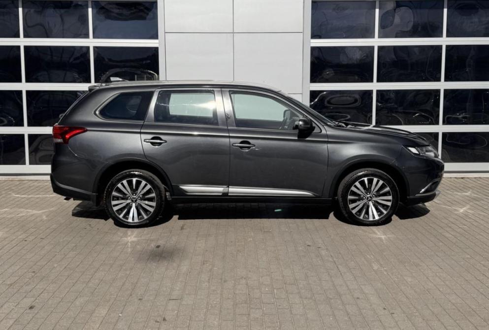 Mitsubishi Outlander III Рестайлинг 2 Владимир  - изображение 8