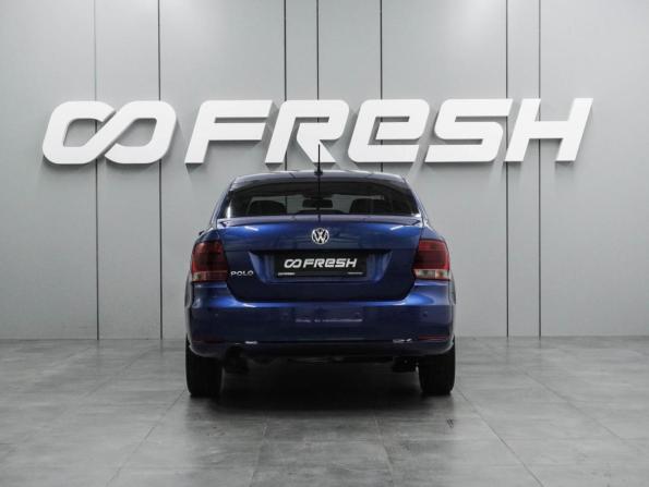 Volkswagen Polo V Рестайлинг с пробегом 2017 года, цена 1 299 000 рублей, 98779 км, седан, Автокод Объявления