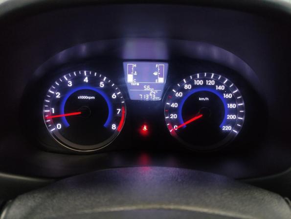 Hyundai Solaris I Рестайлинг с пробегом 2014 года, цена 970 000 рублей, 71000 км, хэтчбек, Автокод Объявления