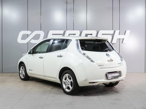 Nissan Leaf I (ZE0/AZE0) с пробегом 2012 года, цена 849 000 рублей, 135768 км, хэтчбек, Автокод Объявления