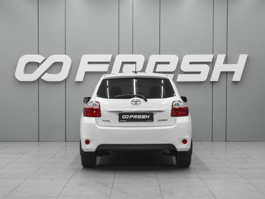 Toyota Auris I Рестайлинг Ростов-на-Дону  - изображение 4