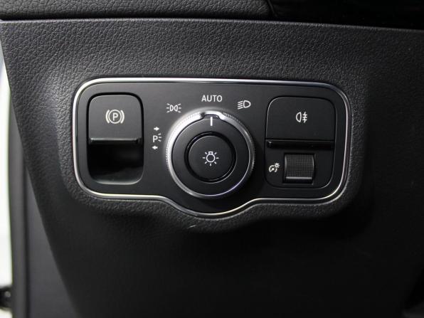 Mercedes-Benz GLA II (H247) с пробегом 2021 года, цена 3 499 000 рублей, 31544 км, внедорожник, Автокод Объявления