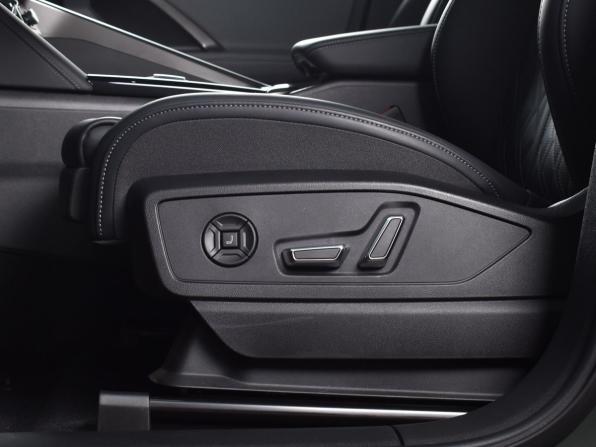Audi Q5 III с пробегом 2026 года, цена 6 399 995 рублей, 220 км, внедорожник, Автокод Объявления