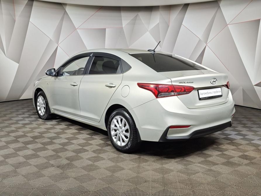 Hyundai Solaris II Москва  - изображение 4