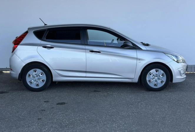 Hyundai Solaris I с пробегом 2014 года, цена 895 000 рублей, 131431 км, хэтчбек, Автокод Объявления
