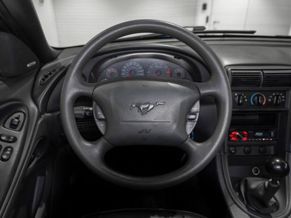 Ford Mustang IV Рестайлинг с пробегом 2004 года, цена 675 000 рублей, 97350 км, купе, Автокод Объявления