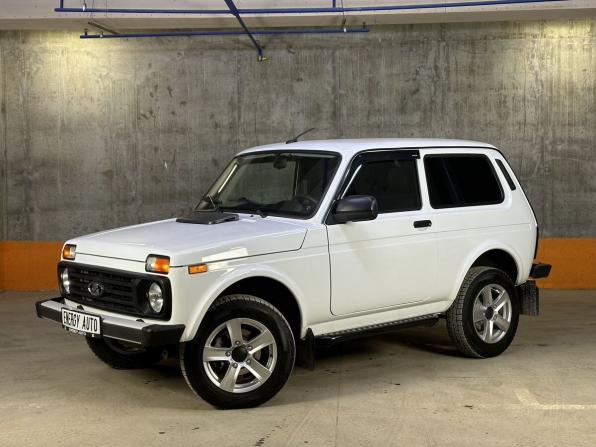 Lada (ВАЗ) Niva Legend с пробегом 2024 года, цена 879 000 рублей, 15525 км, внедорожник, Автокод Объявления