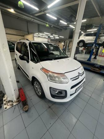 Citroen C3 Picasso I Рестайлинг с пробегом 2013 года, цена 599 000 рублей, 150000 км, минивэн, Автокод Объявления