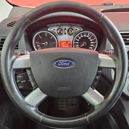 Ford Kuga I с пробегом 2011 года, цена 947 000 рублей, 154444 км, внедорожник, Автокод Объявления