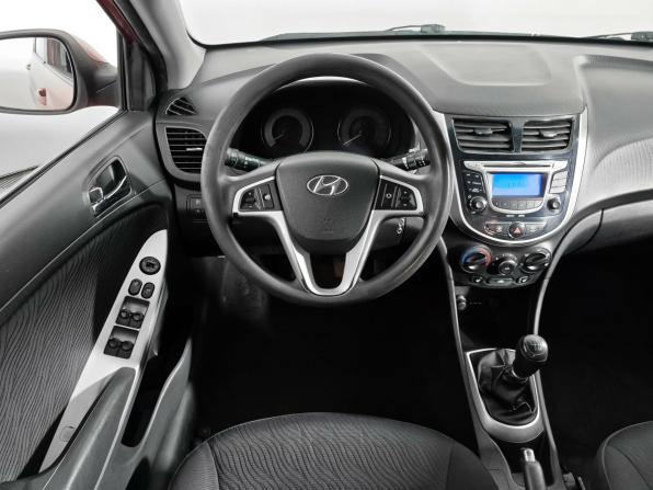 Hyundai Solaris I с пробегом 2013 года, цена 549 000 рублей, 235691 км, седан, Автокод Объявления