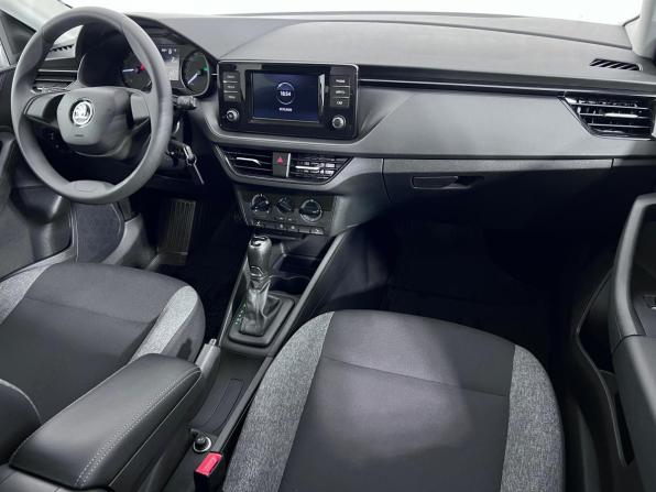 Skoda Rapid II с пробегом 2021 года, цена 1 580 000 рублей, 73989 км, лифтбек, Автокод Объявления