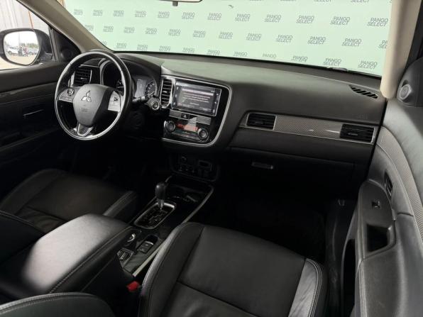 Mitsubishi Outlander III Рестайлинг 2 с пробегом 2018 года, цена 2 100 000 рублей, 156121 км, внедорожник, Автокод Объявления