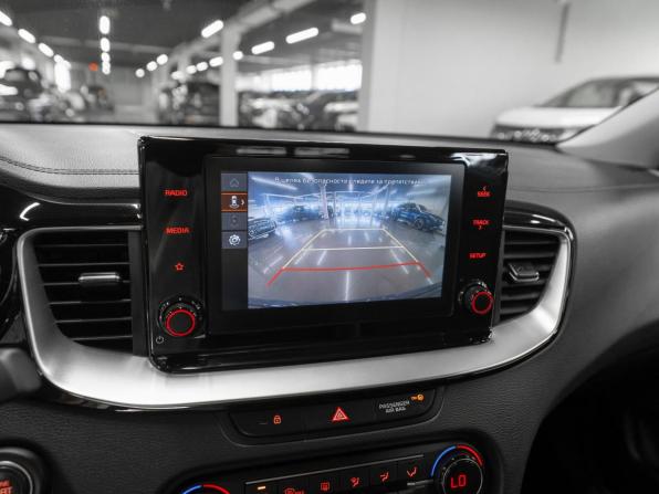 Kia Ceed III Рестайлинг с пробегом 2021 года, цена 2 290 000 рублей, 63000 км, универсал, Автокод Объявления