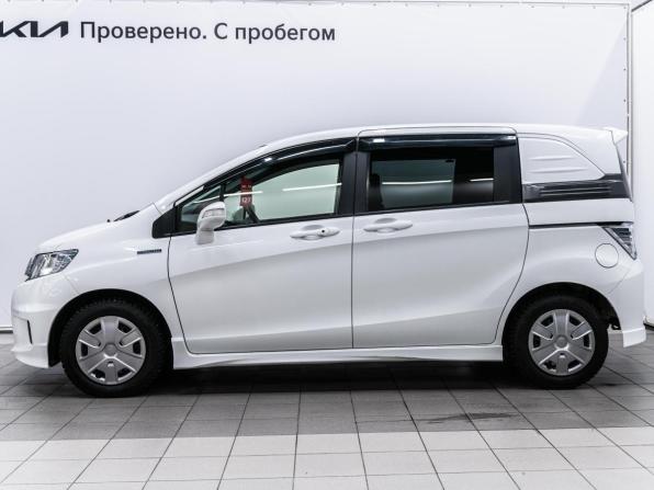 Honda Freed I Рестайлинг с пробегом 2013 года, цена 999 000 рублей, 130580 км, компактвэн, Автокод Объявления