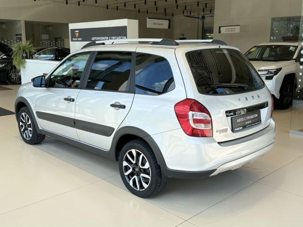 Lada (ВАЗ) Granta I Рестайлинг с пробегом 2025 года, цена 990 000 рублей, 45348 км, универсал, Автокод Объявления