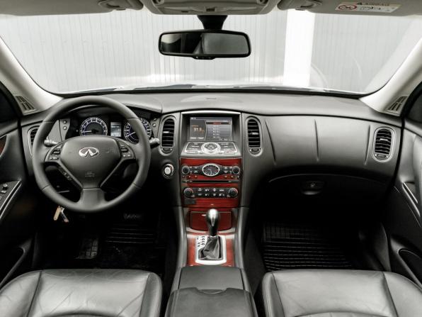 Infiniti QX50 I Рестайлинг с пробегом 2016 года, цена 1 835 000 рублей, 155337 км, внедорожник, Автокод Объявления
