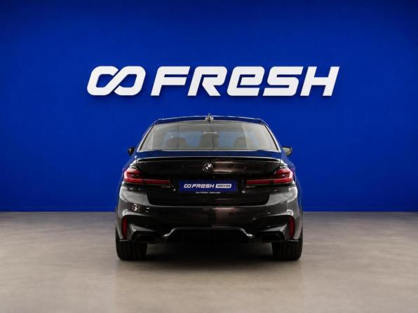 BMW 5 серии VII (G30/G31/G38) с пробегом 2017 года, цена 3 648 454 рубля, 140841 км, седан, Автокод Объявления