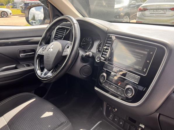 Mitsubishi Outlander III Рестайлинг 3 с пробегом 2019 года, цена 1 890 000 рублей, 198997 км, внедорожник, Автокод Объявления