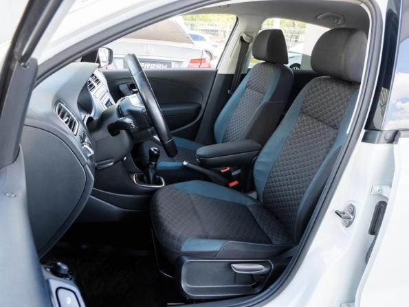 Volkswagen Polo V Рестайлинг с пробегом 2020 года, цена 1 299 000 рублей, 118401 км, седан, Автокод Объявления