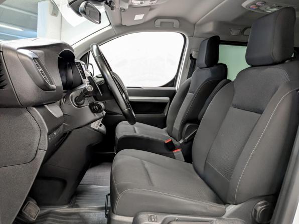 Peugeot Traveller I с пробегом 2019 года, цена 3 150 000 рублей, 42225 км, минивэн, Автокод Объявления