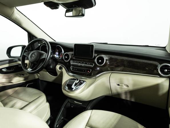 Mercedes-Benz V-Класс III (W447) с пробегом 2017 года, цена 3 579 585 рублей, 181819 км, минивэн, Автокод Объявления