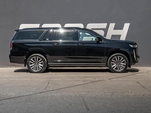 Cadillac Escalade V с пробегом 2021 года, цена 7 800 000 рублей, 116432 км, внедорожник, Автокод Объявления