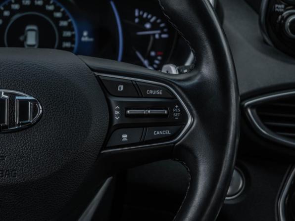 Hyundai Santa Fe IV с пробегом 2018 года, цена 2 877 500 рублей, 104652 км, внедорожник, Автокод Объявления