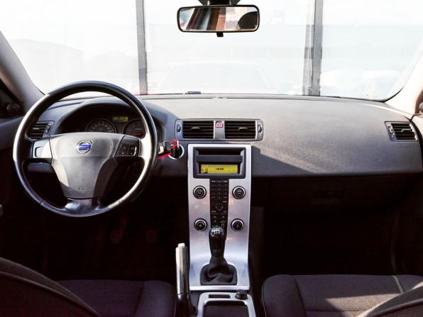 Volvo S40 II Рестайлинг с пробегом 2007 года, цена 599 000 рублей, 211582 км, седан, Автокод Объявления
