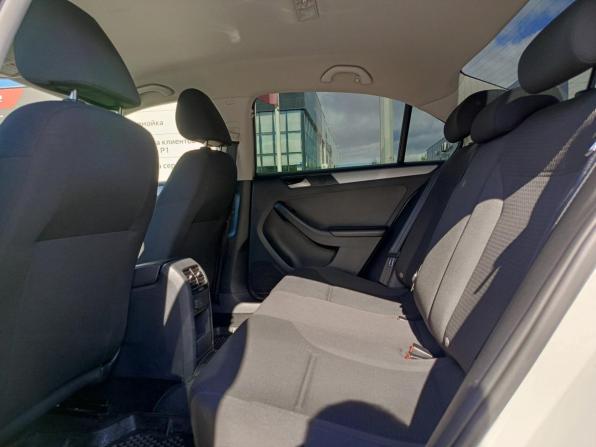Volkswagen Jetta VI Рестайлинг с пробегом 2018 года, цена 1 537 000 рублей, 88152 км, седан, Автокод Объявления