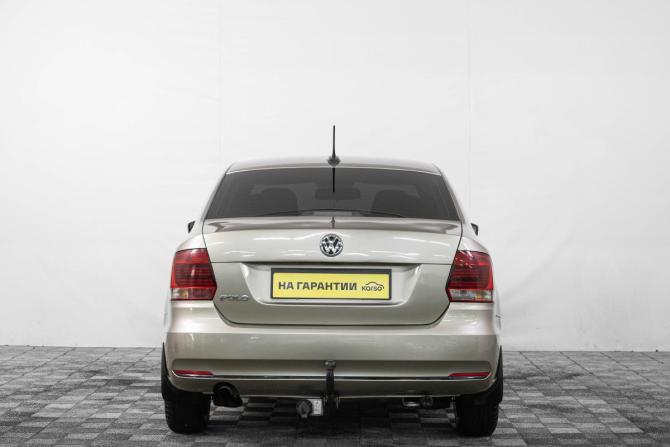 Volkswagen Polo V Рестайлинг с пробегом 2017 года, цена 949 000 рублей, 314000 км, седан, Автокод Объявления