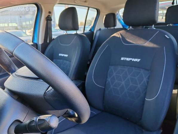 Renault Sandero II с пробегом 2017 года, цена 925 000 рублей, 165115 км, хэтчбек, Автокод Объявления