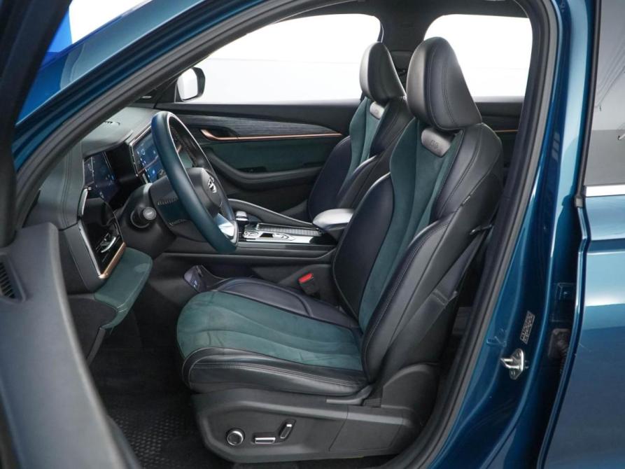 Geely Monjaro I Москва  - изображение 10