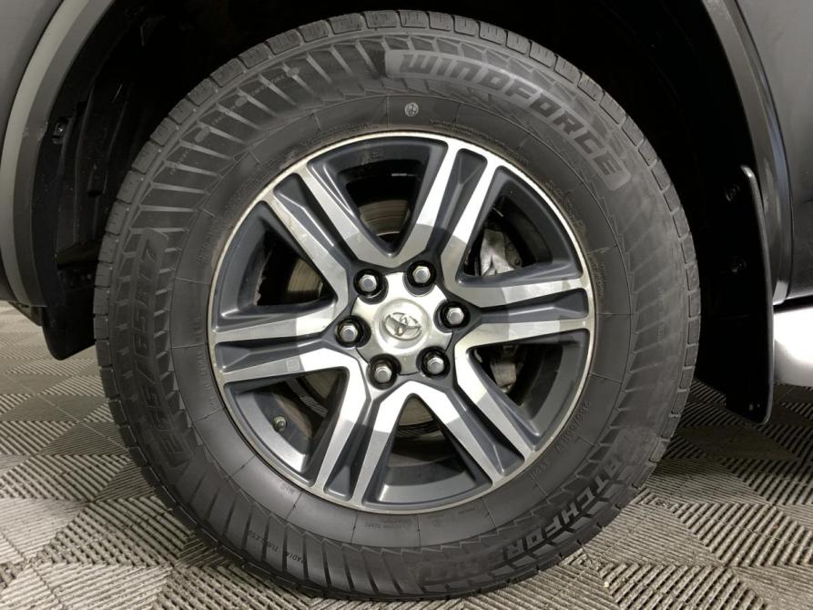 Toyota Fortuner II Москва  - изображение 10