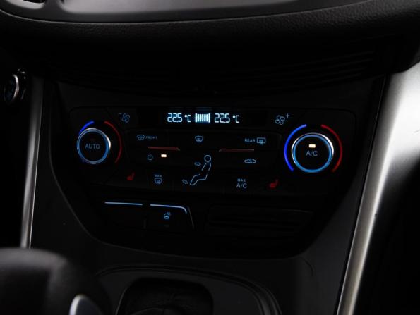Ford Kuga II Рестайлинг с пробегом 2018 года, цена 1 399 000 рублей, 110900 км, внедорожник, Автокод Объявления