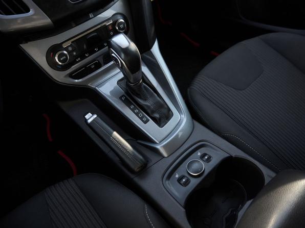 Ford Focus III с пробегом 2015 года, цена 787 000 рублей, 206721 км, хэтчбек, Автокод Объявления