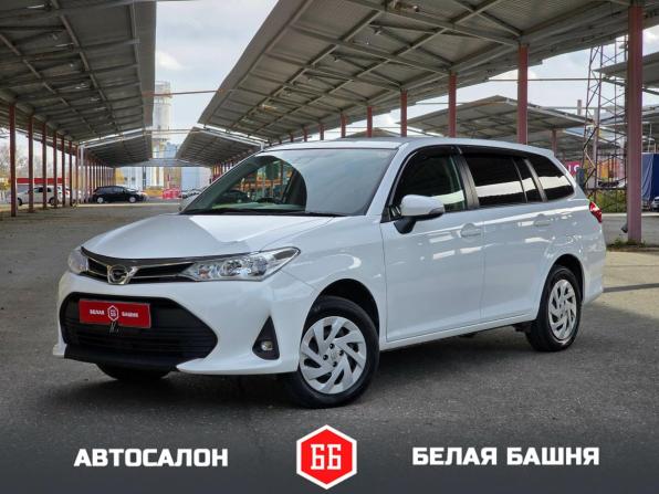 Toyota Corolla XI (E160 E170) Рестайлинг 2 с пробегом 2018 года, цена 1 399 900 рублей, 155000 км, универсал, Автокод Объявления