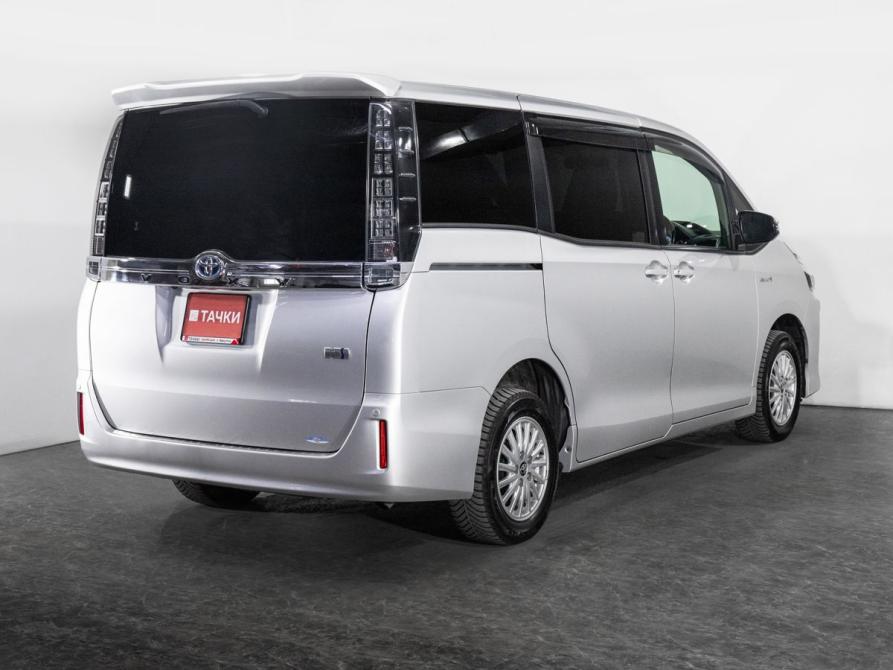 Toyota Voxy III (R80) Иркутск  - изображение 3