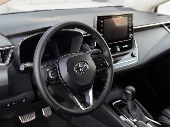 Toyota Corolla XI (E160 E170 E180) Рестайлинг 1 с пробегом 2019 года, цена 1 710 000 рублей, 116994 км, седан, Автокод Объявления