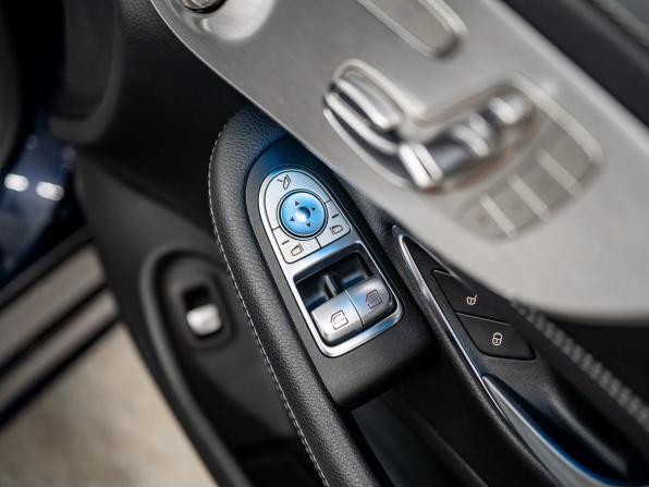 Mercedes-Benz C-Класс IV (W205) с пробегом 2017 года, цена 2 425 000 рублей, 57276 км, купе, Автокод Объявления
