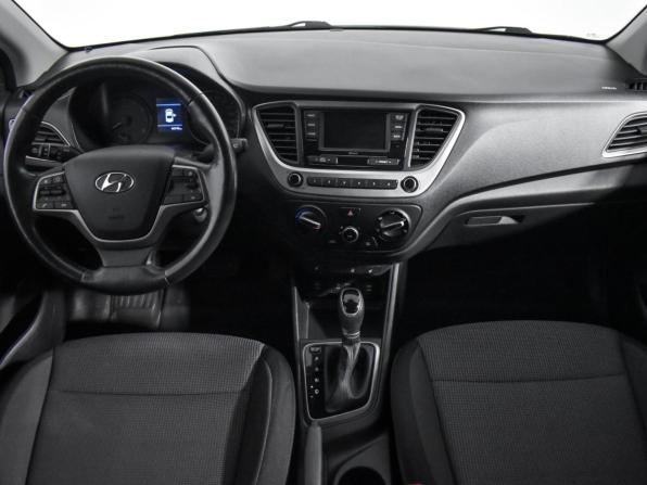 Hyundai Solaris II с пробегом 2018 года, цена 1 499 000 рублей, 40994 км, седан, Автокод Объявления